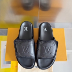 Louis Vuitton Slippers